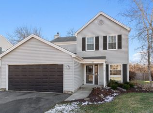 625 Cortland Dr, Lake Zurich, IL 60047