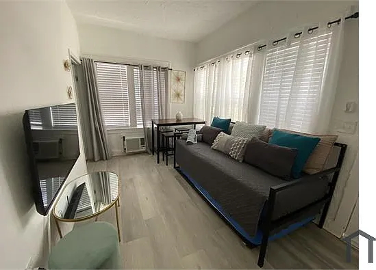 2 bed, $2,195 — Photo 4