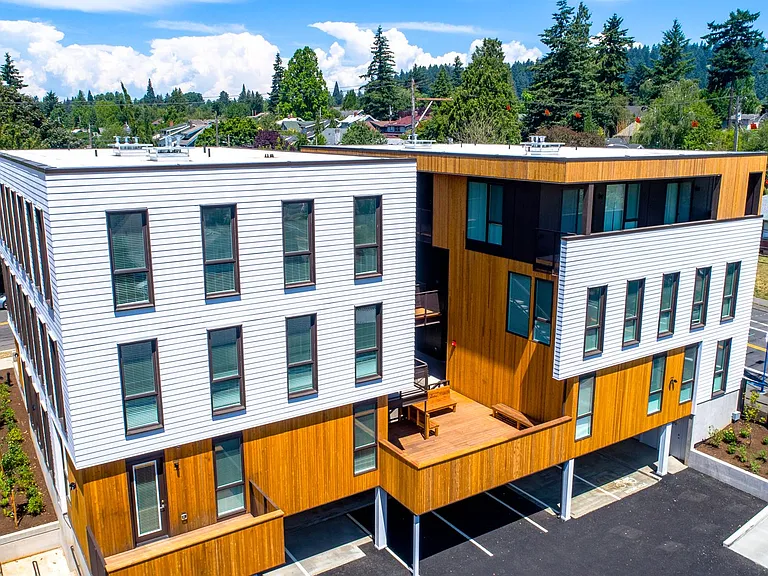 Discover Your Dream Home at Franklin Flats! — Photo 8