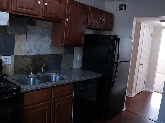 2nd image of 7000 Cleveland Ave APT B