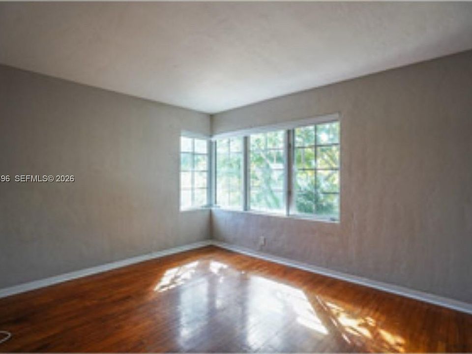 1st image of 715 Michigan Ave APT 7