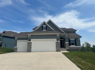 2361 SW Hickory Ln, Lees Summit, MO 64082