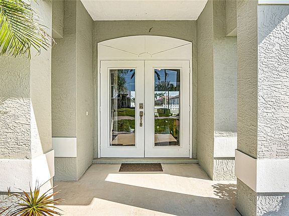 2nd image of 3039 SW 24th Ave