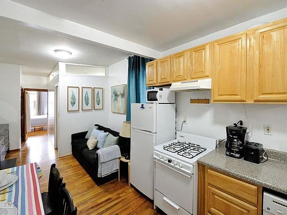 3rd image of 346 E 65th St #3G
