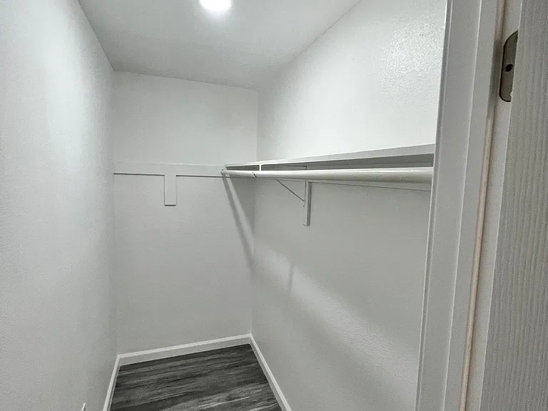 1245 W 166th St #1 — Photo 5