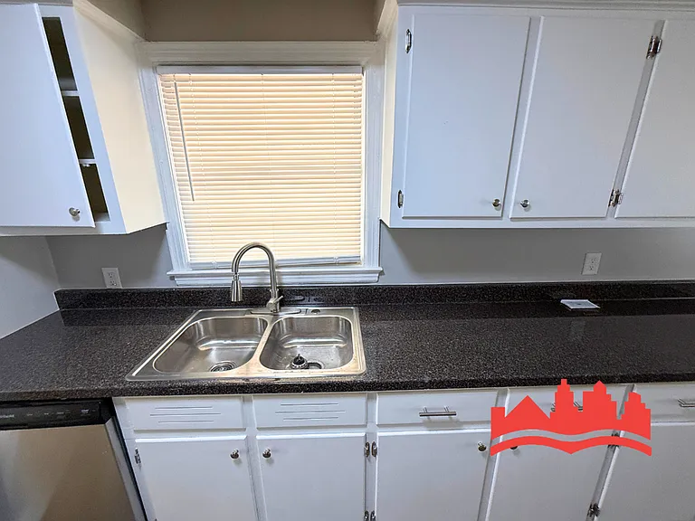 3620 Sharpe Ave — Photo 8