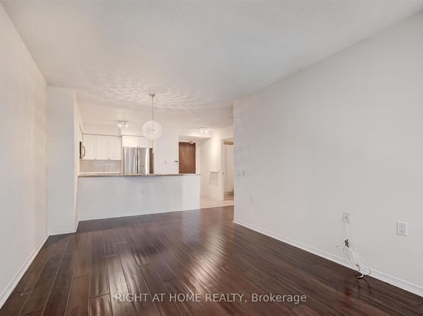 388 Bloor St E #507, Toronto, ON M4W 3W9