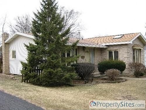 1st image of 7636 Woodridge Dr