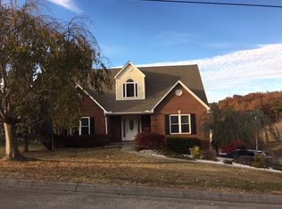 8008 S Pointe Dr, Talbott, TN 37877