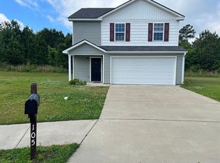 105 Whitespruce Ct, Lagrange, GA 30241