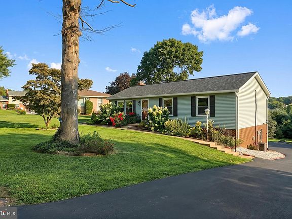 2nd image of 264 Nollyn Dr