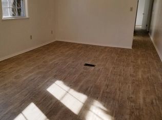 907 Scrubgrass Rd, Mercer, PA 16137