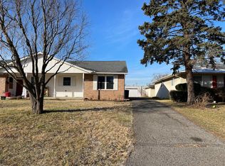 3953 Far Hills Dr, Columbus, OH 43224