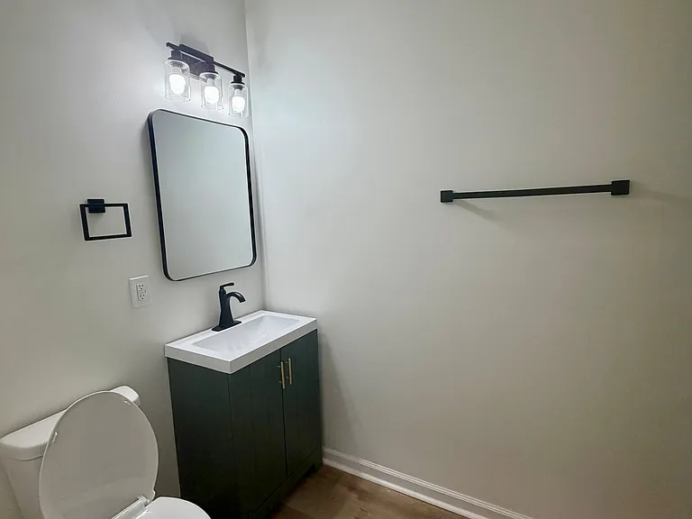 10639 Meeting St #401 — Photo 14