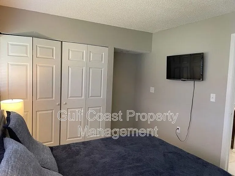 3551 Longmeadow — Photo 10