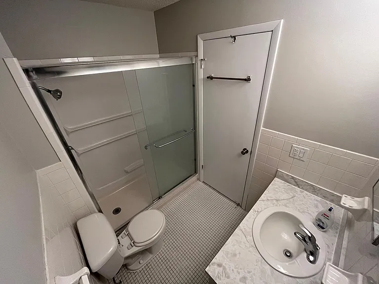 Full Bath