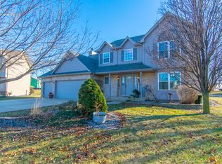 810 Joanne Dr, Minooka, IL 60447