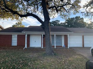 825 Oakwood Ave #1, Hurst, TX 76053