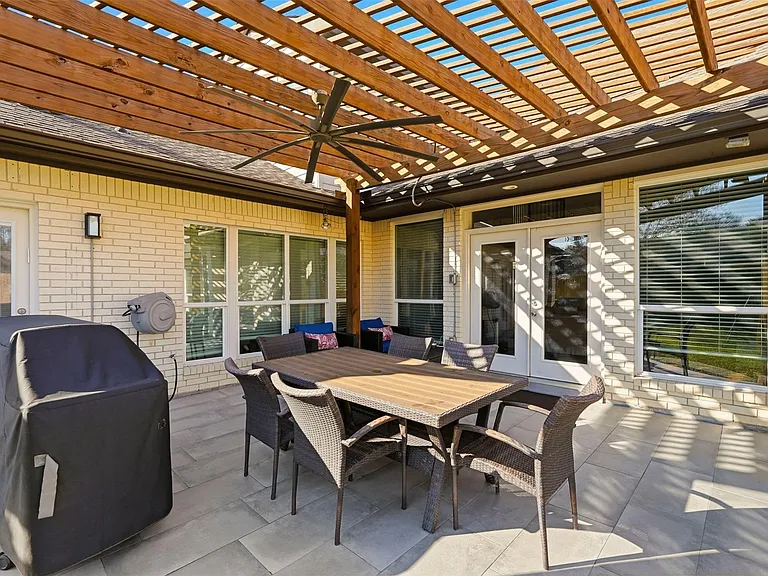 7927 Wolfield Ln — Photo 24