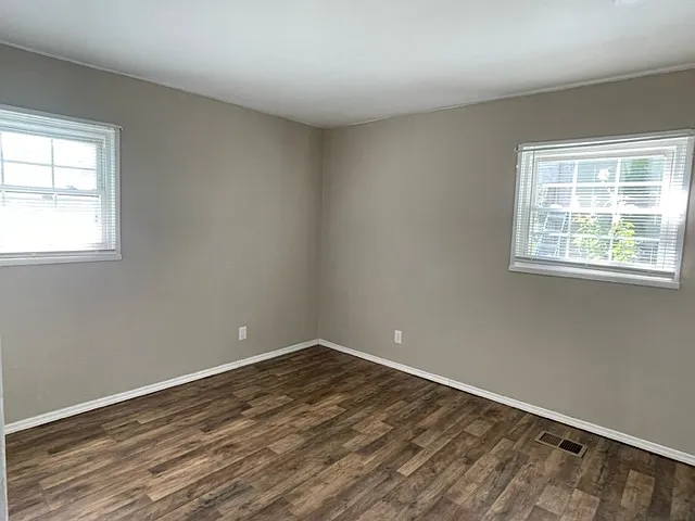 1412 Tuscarora Dr — Photo 9