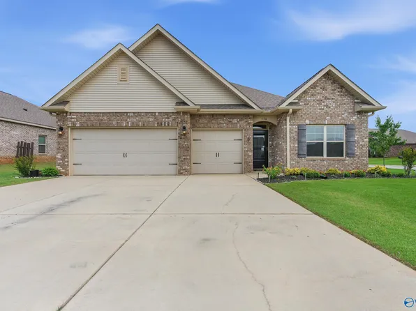 330 Caudle Dr, Madison, AL 35756