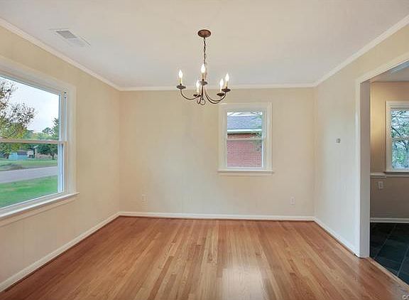 4th image of 717 Faye St