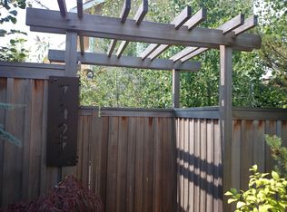 7427 California Ave SW, Seattle, WA 98136