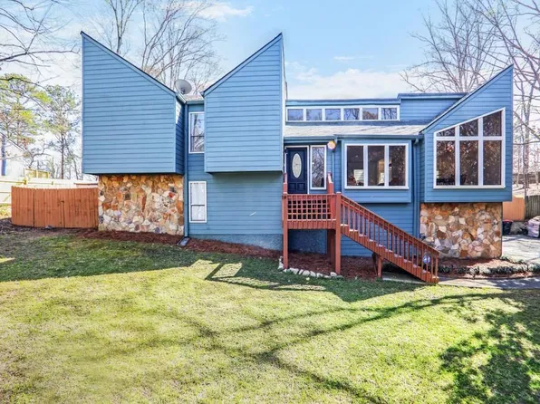 1230 Laurel Summit Dr SE, Smyrna, GA 30082