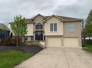 2432 NE Old Paint Rd, Lees Summit, MO 64086