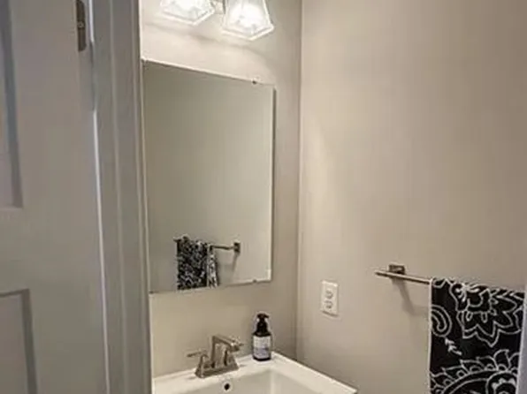 99 Bibury St #2, Martinsburg, WV 25405