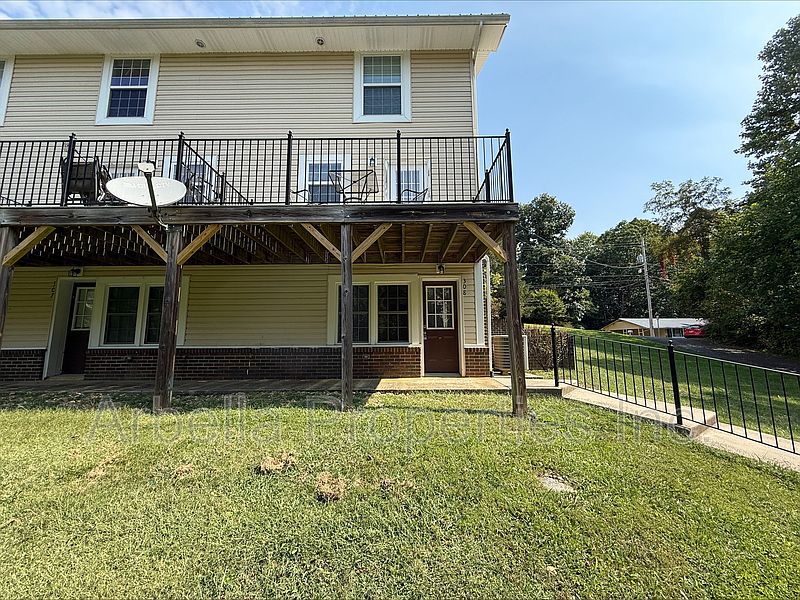 1st image of 128 Leach Dr APT 308