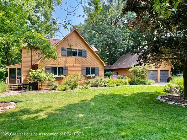 12554 W Eaton Hwy, Grand Ledge, MI 48837