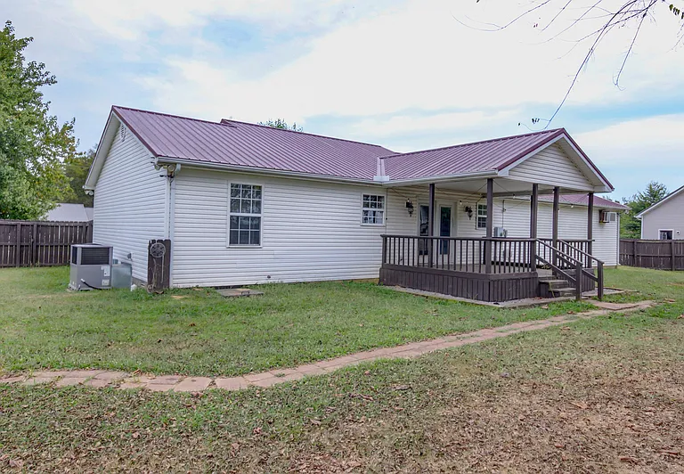 16 Winding Oaks — Photo 46