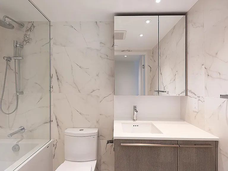 1107 Richards St #202 — Photo 17