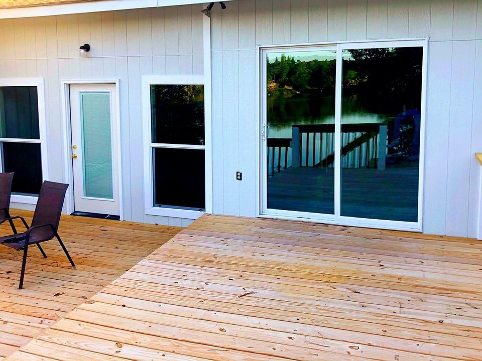 Double Tier Lake View Balcony