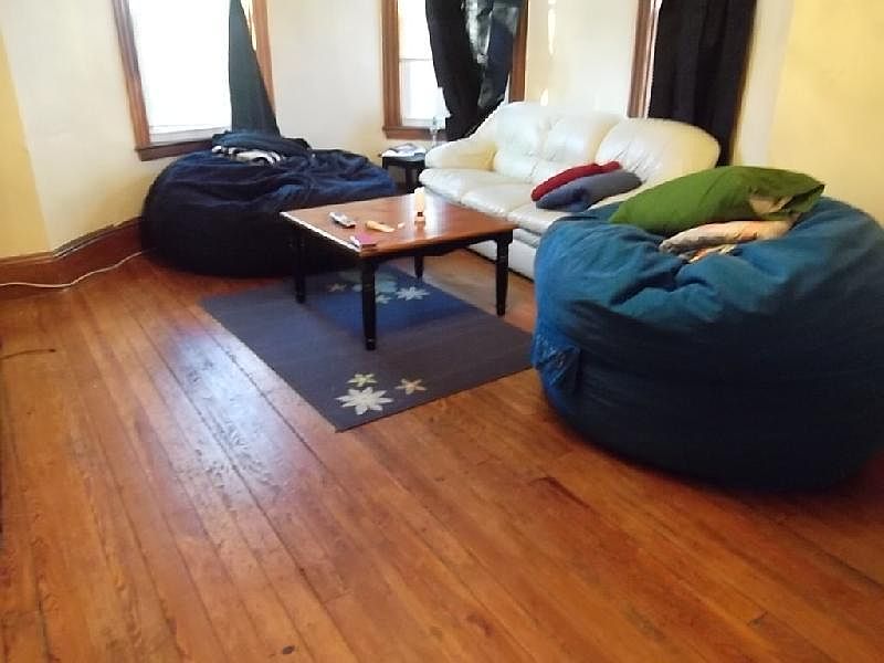2nd image of 6 Carmel St #Smn02