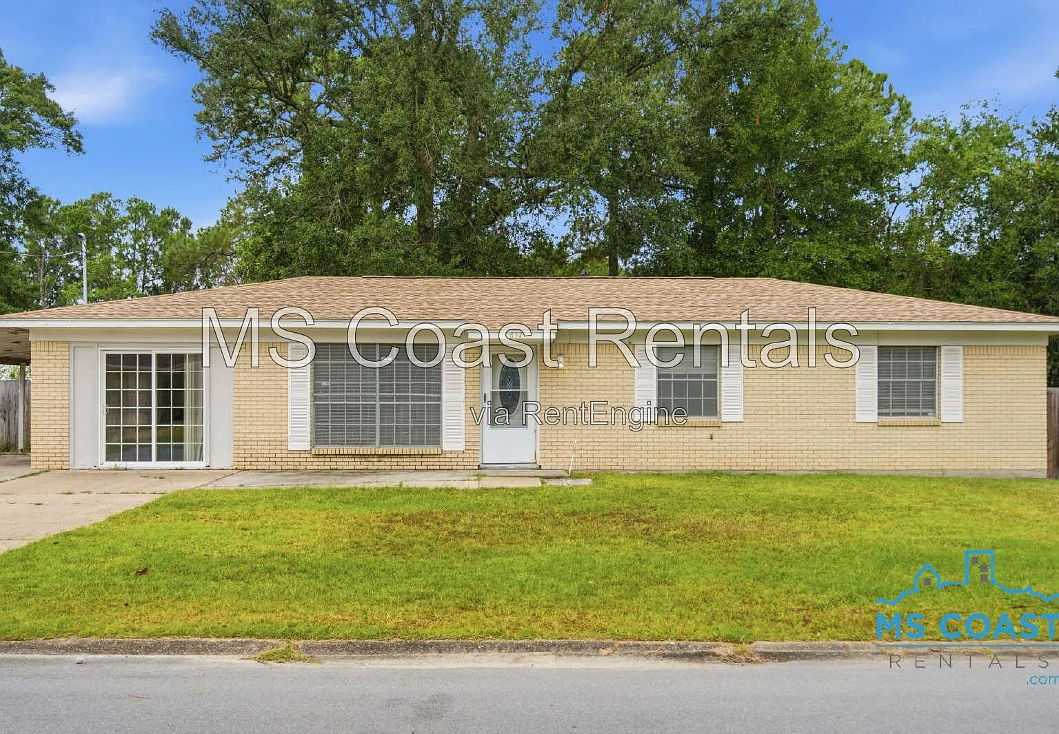 3 bed, 2.0 bath, 1541 sqft, $1,749 — Photo 1