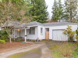 689 NW 12th St, McMinnville, OR 97128