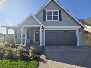 447 SW 15th Ave, Canby, OR 97013
