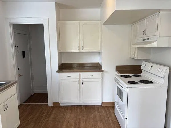 Greenview — Photo 4
