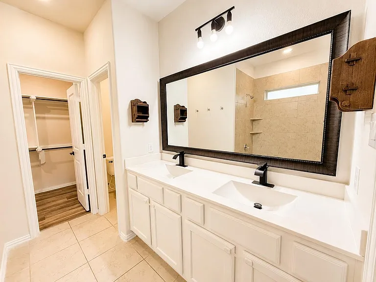 15230 Stuart Bat Cave Ln — Photo 18
