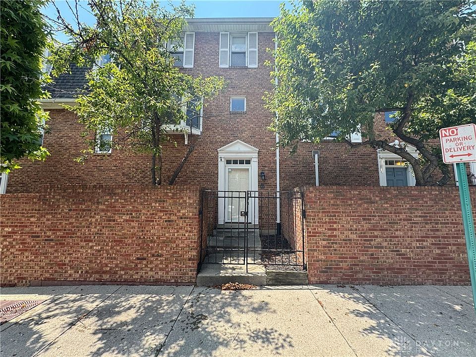 1st image of 103 Cooper Pl W