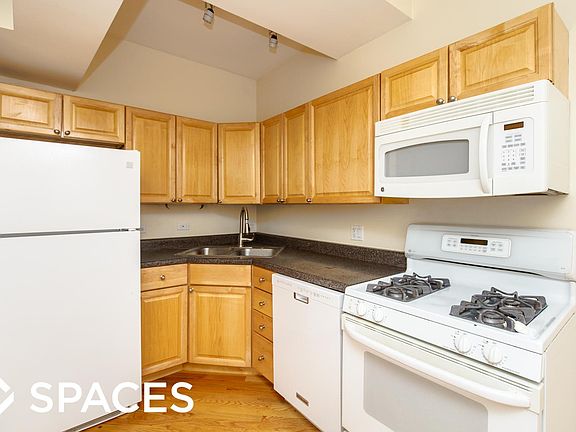 4th image of 4708 N Wolcott Ave #Gdn
