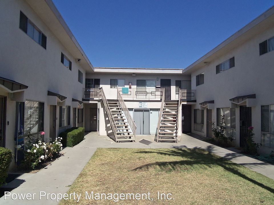 1st image of 14800 S Berendo Ave APT 20