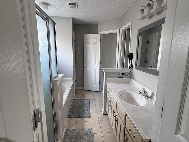 6996 Beringer Dr S — Photo 30