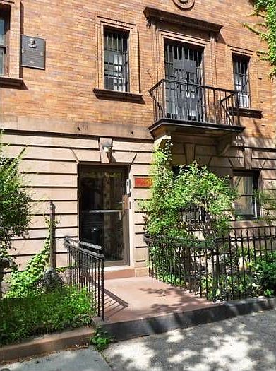 1st image of 253 W 139th St