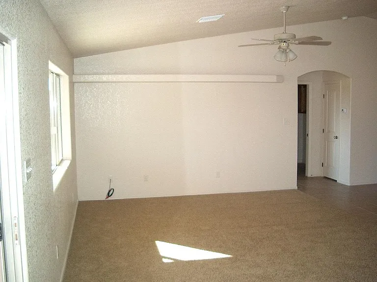 11730 E 28th Pl — Photo 15