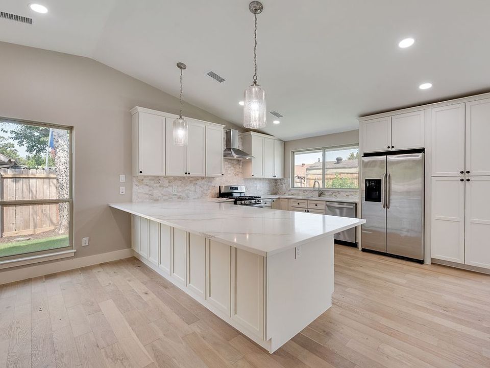 1st image of 1101 Hadrian Ct