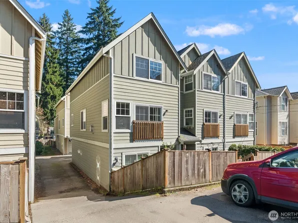 13718 N Midvale Avenue #C, Seattle, WA 98133