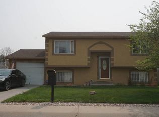 156 19th Avenue Ct, Greeley, CO 80631